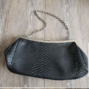 New York and Company scale print purse